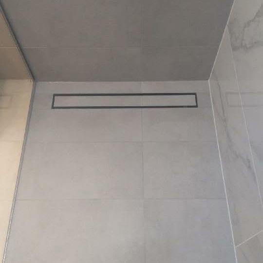 � وصول جديد 🔔
ساقيات تصريف حمّامات
✅ مصنوعة من كروم مقاوم عالي الجودة
✅ جك ولف مانع لرجوع الروائح والحشرات
✅ تصميم عملي وعمر طويل

📍 متوفر الآن لدى
إبراهيم صدف للوكالات التجارية

📌 العنوان:
ديالى – خانقين – سايدين
ملعب مجاور مطعم مونجبز

📞 للتواصل:
***********

✨ الجودة التي تستحقها… والسعر المناسب ✨

#مواد_صحية #ساقيات_تصريف #كروم #خانقين #ديالى #إبراهيم_صدف 
 #ابراهيم_صدف_هوم_مكان_الاذواق_الحساسة
