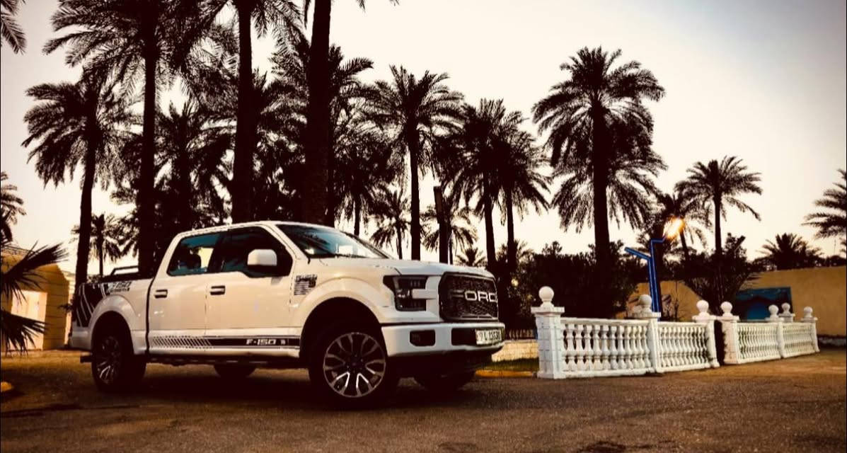 فورد للبيع 2017 f150  / XLT
مكينه 3500 V6 ماشيه 115
باب طويا بدي قصير المرغوب 
السياره معلايه ومرتبه صندوك كامل 

نظيفة كلش مال بيت كل شهر اطلع بيها مره نص ساعه مو اكثر 

عندي صارلها سنه سياره وحشششش 

حادثها جاملغ امامي من جهة السايق فقط 

سعر البيع 210 وبيها مجال

مكان السيارة بغداد الدوره 

***********
