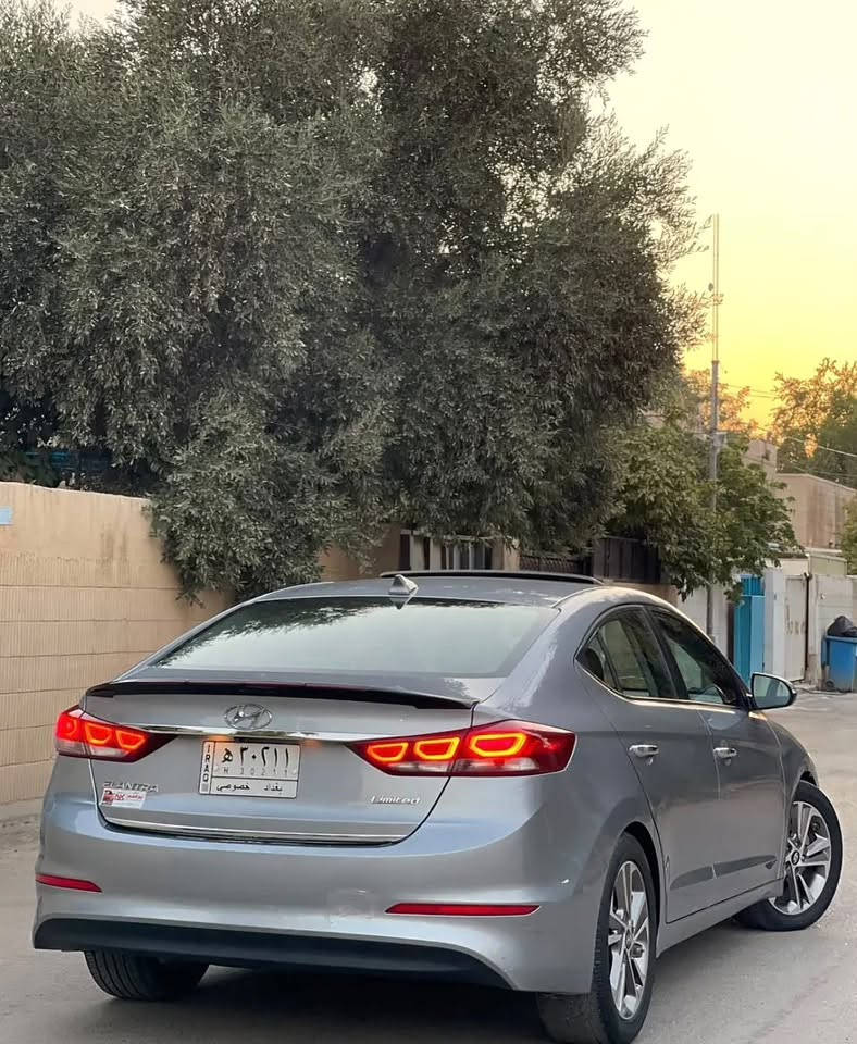 السلام عليكم للبيع هونداي النترا السعر87$ موديل 2018 وارد امريكي حادثه جاملغ امامي وبيه صبغ بنيد ودور خلفي فقط والباقي مكفول سياره كله ليبل وحد كير
رغوب مكينه 2000 دوش تحكم ستيرن +شاشه + كشنات جلد
سياره جديده حيل احله من صور وجاهزه واي نقص مابيه كير مكينة مكفولات حداديه تخم تاير تبريد ثلج مكاني بابل *********** ،  7814503254
