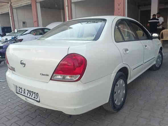 نيسان صني 2012 كير اوتوماتيك 
رقم سليمانية سنوية جديد لحد2030
محرك18ابيض  كير اوتوماتيك 
بيها تبديل بطانة وشاصي وتعديل بدنة 
 بيها بطاقة بانزين 
سيارة بيها قطعتين بونيد وجاملغ امامي 
فحص صونار موجود بصورة 
السعر87$ورقة وبيها مجال
مكان دوز خورماتو
*********** طوز
