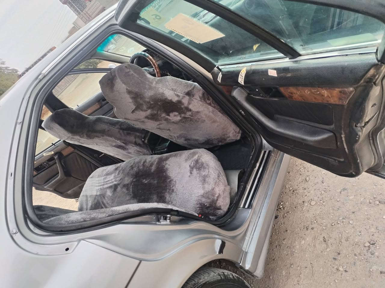 ياالله السلام عليكم
BMW.. 525i 🔥
وارد اليابان
كير محرك خير من الله 
صدر خلفي امامي جديد 
تبريد ثلج🥶
تايرات تخم ويل ام 
سياره حلوه مال جناي 
كهربائياته كله شغاله 
جام كهرباء 
مصبوغه عام لجماليه 
مكان السياره الانبار هيت 
السعر 60 
رقم الهاتف ***********
