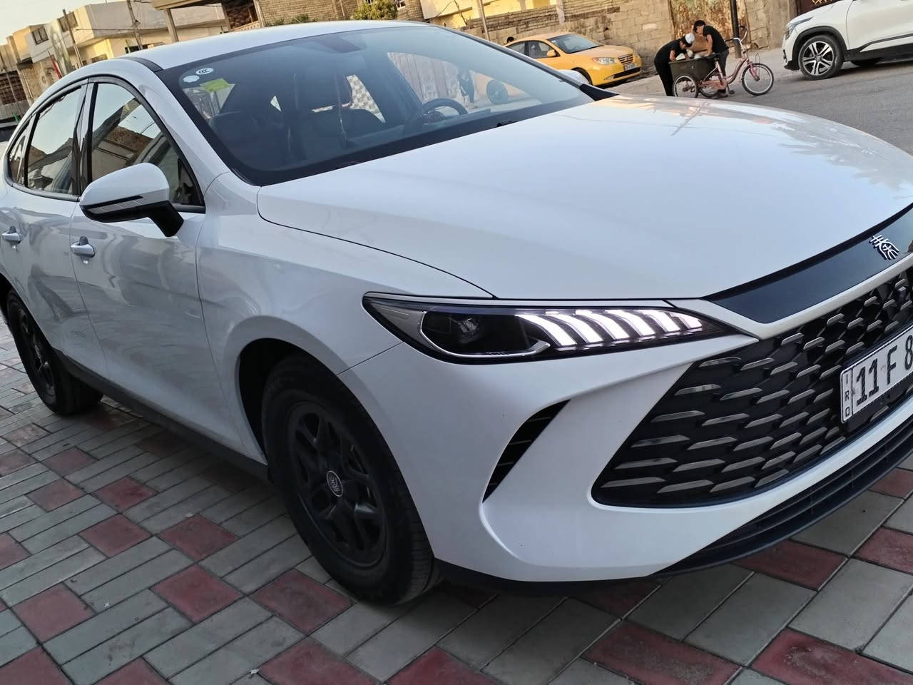 السلام عليكم BYD
كن بلاص 2025 مكفوله كفاله عامه من الصبغ والتبديل والضربة والفتح مدوشمة ارضية وصندوك سيارة جديدة وجاهزة رقم بغداد الدولي ماشيه 12الف مكان السيارة بغداد الكمالية السعر 18 مليون و800الف وبيه مجال بسيط الرقم ***********
