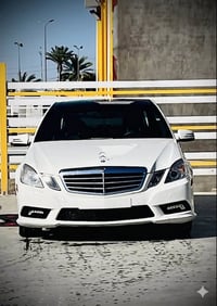 E350 ٢٠١١ • شاشه جبيره • جلد اسود