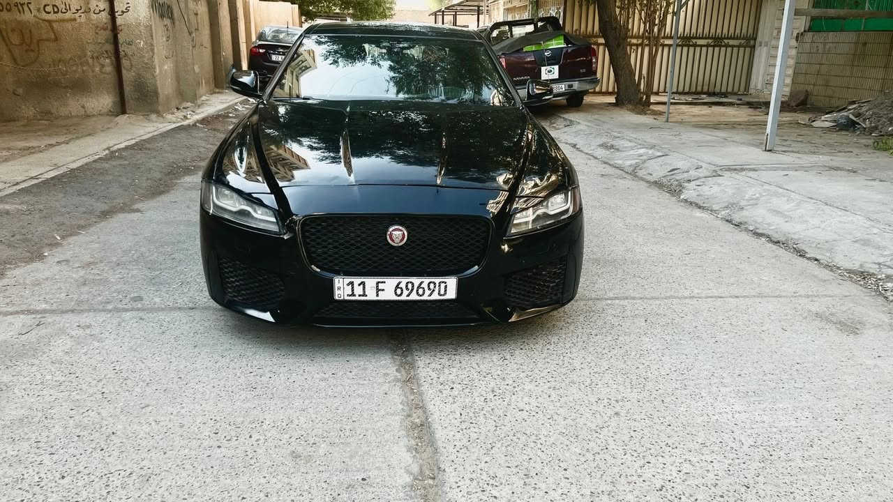 السلام عليكم ورحمه الله وبركاته للمراوس فقط جاكوار 2016 فول مواصفات السياره مكينه 6 سلندر سوبر جارج مكينه كير خير من الله بيها جاملغ وبنيد السياره متنانه رزانه انسى اكو عطلات ومشاكل العنوان بغداد المنصور دور السود مقابل سكه القطار السعر 155 وبيها مجال السياره بسعر سوناتا ويلها يسوه الكوري كله ***********
