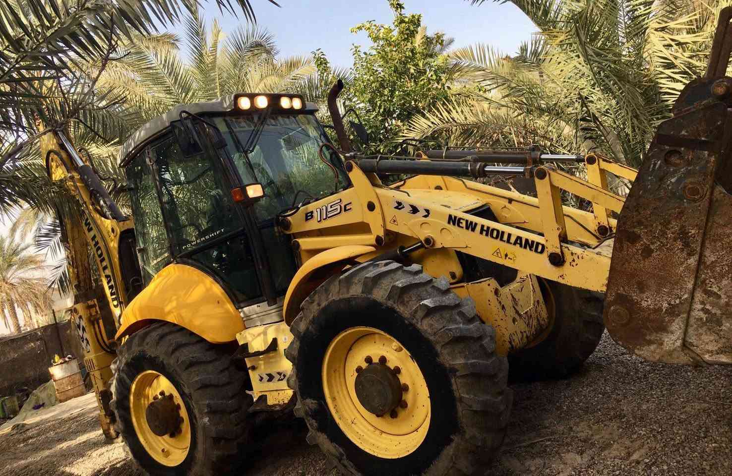 شفل حفاره نيوهولند موديل 2017
مشتغله 7 الاف ساعه
بلاديه على وضع الشركه ،تدفئه تبريد بلادي، 
دكمه طسه تأسيس نقار بلادي،  
محرك كير مضخه اكسلات كونترولات على وضع الشركه ممفتوح بيهن برغي،
كلشي شغال بيهه وعلى وضع الشركه مع صيانة عامه قبل أسبوع 
للبيع او مراوس بشي اقل واخذ فرق سياره او لوري قلاب او شفل 
مكان السيارة بابل 
للاستفسار *********** 

السعر: الطلب في التعليقات سياتي اليك على الخاص مباشرة
