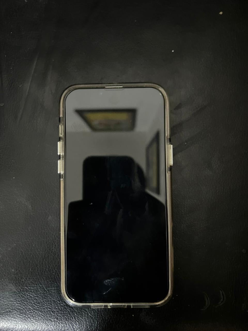 سلام عليكم ايفون 13 برو ماكس شرق اوسط ذاكرة واحد تيرا شركة ماستر ابيض بطارية 83 بلادي ما معلة نضافة 98% مكان بغداد 
الرقم ***********
