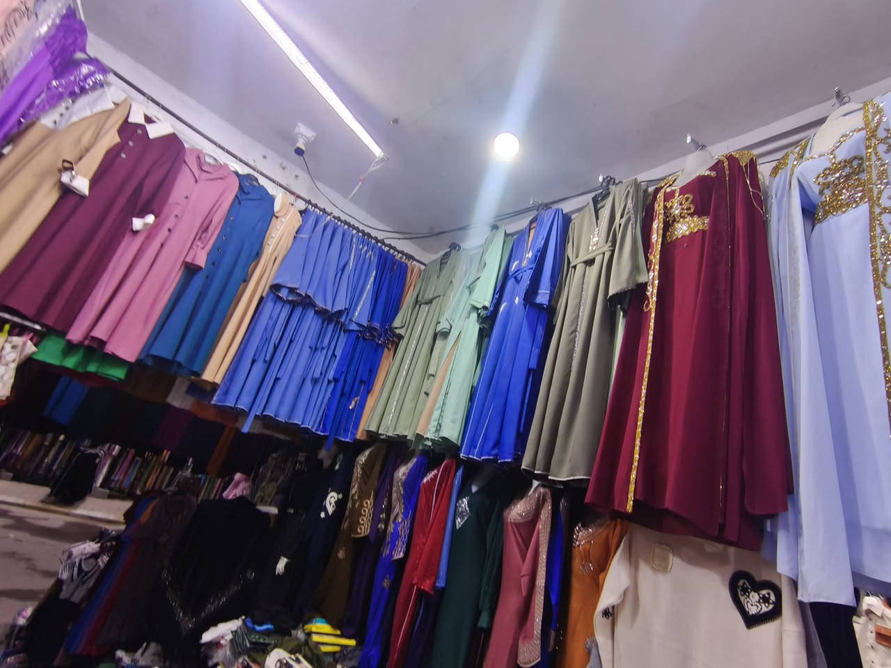 يا الله يا رزاق 
 متواجدون من ٨ صباح الحد ١٢ ليل 

كلشي متوفره داخل المحل 
كل هلا بيكم معاملينه الطيبه 

ولاسعار عا مستوه بيجي هل سنه 

العنوان صلاح الدين بيجي سوق الجمله محلات قاهر الاسعار


**إذا كنت صاحب هذا الإعلان وتريد حذفه لأي سبب، رجاءا أرسل رسالة إلى الدعم الفني**