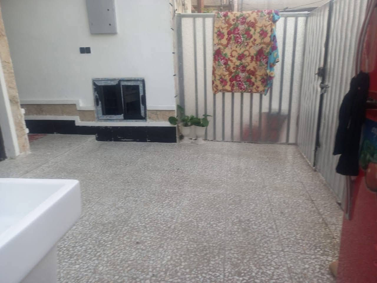 للبيع دار بناء درجه اولى 2024 موقع ممتاز البلديات شارع المصرف طابقين ونصف يحتوي على منام 4 بيهم وحده نضام اسويت + 4 صحيات استقبال صاله مطبخ                    105م   واجهة 5 وربع النزال 20 ⬇️⬇️⬇️⬇️⬇️⬇️⬇️⬇️⬇️⬇️⬇️⬇️⬇️⬇️⬇️⬇️                            الربيعي للعقار عنوان المكتب البلديات شارع المصرف مجاور صيدلية نبع العسل ونكون في خدمتكم والتوفيق للجميع أن شاءالله ✅✅✅✅✅✅✅✅✅✅✅✅✅✅✅✅
(بيع وشراء الدور السكنية والتجارية) (بيع وشراء قطع الأراضي السكني والتجاري)

 (مقاولات عامة وبناء وترميم) (تصميم الخرائط و الواجهات) بكادر هندسي متخصص 👷‍♂️🧑‍💻

#بيع_و_شراء_الدور_و_الراضي  
#بناء_تصاميم_هندسية_اشراف 
#ترويج_المعاملات  #بيع#شراء
#نشر_الدور_و_الاراضي_للبيع_او_للايجار 
#ادراة_املاك #بيع #شراء
#عقارات_تجارية_اراضي_مميزة
#دارللبيع  #دارللإيجار #ارض_للبيع
#شقق #شقةللإيجار #عقارات_بغداد 
#_تسويق_عقاري #بيوت_للايجار
#عمارات #بنايات_سكنية
#دارتجاري #ارض_استثمارية
#تسويق_عقاري #استثمارات

‏‌‎   نكفيك عناء البحث......
‏‌‎   لتمتلك اليوم عقار الغد. =======================================لسنااا االوحيدون باااالتأكيد و لكننا متميزون مجتهدون مخلصون بأداء عملنا لا نتعامل برفع سعر العقار عن سعرة الاصلي نجمع البائع بالمشتري مباشرتا ✅✅✅✅✅✅✅✅✅✅✅✅✅✅✅✅   للإستفسار الاتصال على الهواتف ***********  *********** ☎️
