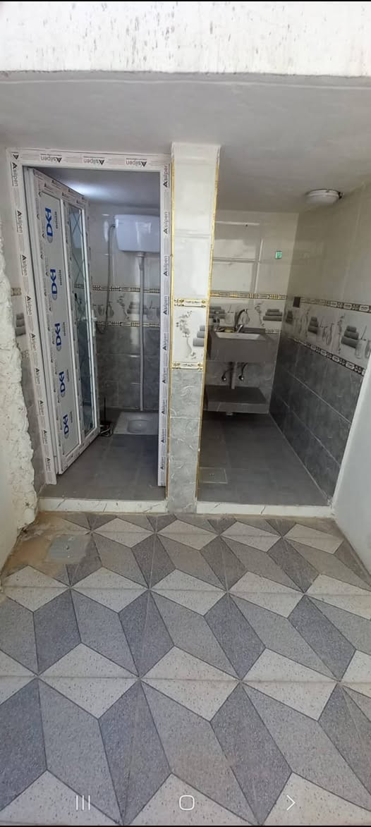 للبيع للبيع 🏠🏠 
دار في حي السماح الثانيه / قبل سايدين ٣٠ / مقابيل المدرسه والملعب / المساحه / ١٠٠ متر / البيت حديث / اتجاه شروق / خلف بانزخانه المشاعل + سيراميك + ابواب خشب درجه أولى + نضام كامرات + نضام دكتات +
خدمات ماءفول💦+كهرب+تبليط
صنف العقار +كرت بلديه + مقدم معامله للتمليك / السعر 65 مليون وبي مجال /  للتواصل والاستفسار:
📱 *********** / زين 
📱 *********** / كورك 
📛 ابو ياسر للعقارات / نستقبل جميع العروض في احياء الموصل /
▪️ سكني 🏡
▪️ تجاري 🏬
▪️ دواَنم وأراضٍ استثمارية 🌟
