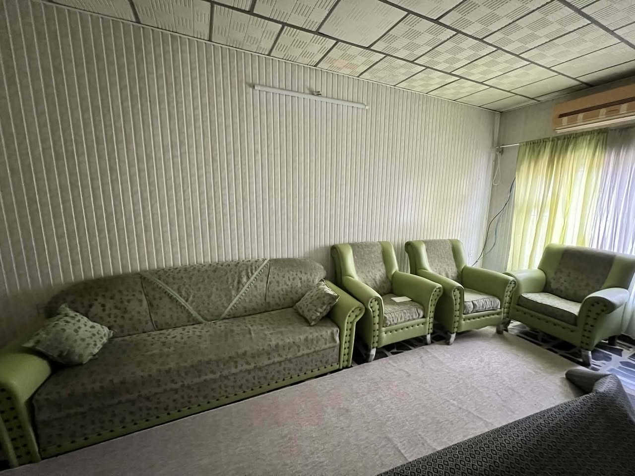 سڵاو هاوڕێیان ئەم عەشیایانە م هەیە بە فرۆشتنی خیرا  ئەیان فرۆشتم به نرخی زۆر گونجاو


**إذا كنت صاحب هذا الإعلان وتريد حذفه لأي سبب، رجاءا أرسل رسالة إلى الدعم الفني**