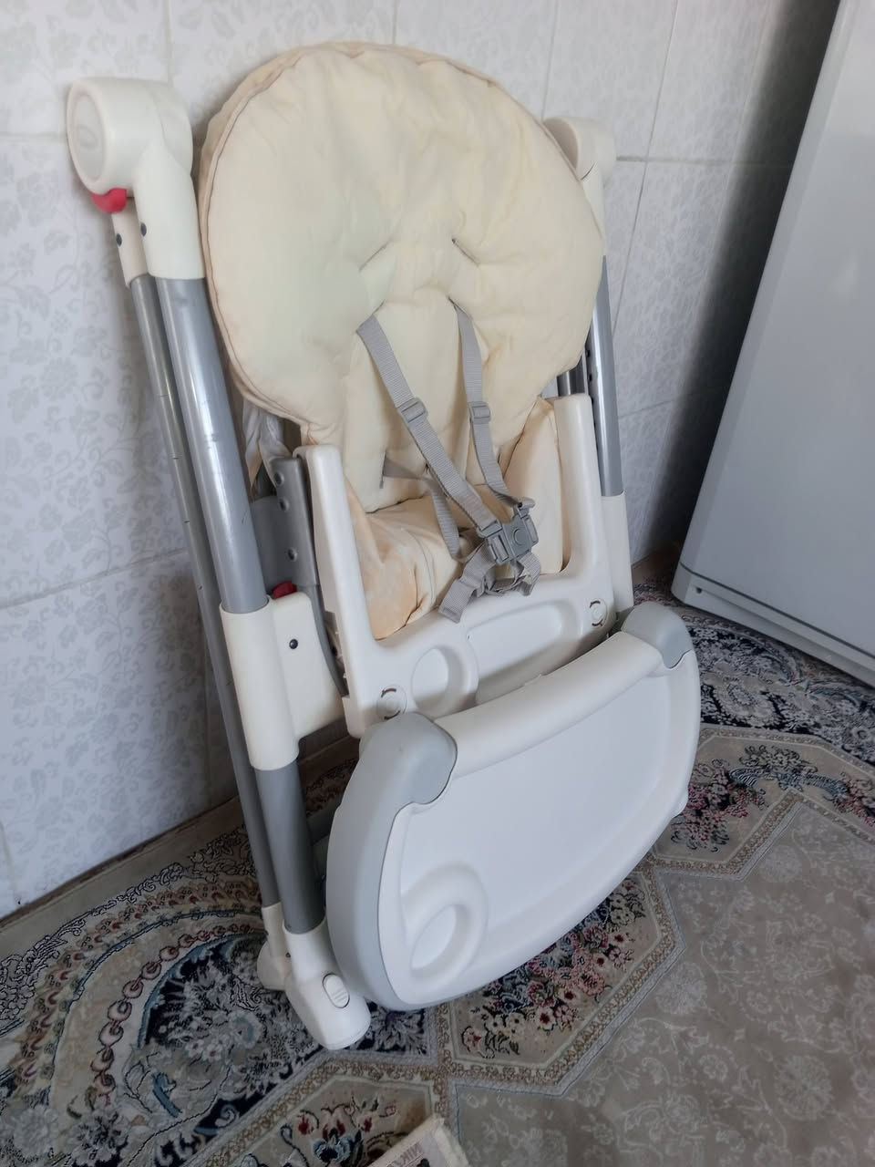 کرسي طعام للبیع ، مارکە کراکو الامریکیە ، سعر نهائي 35 ٲلف ، یوجد توصیل


**إذا كنت صاحب هذا الإعلان وتريد حذفه لأي سبب، رجاءا أرسل رسالة إلى الدعم الفني**