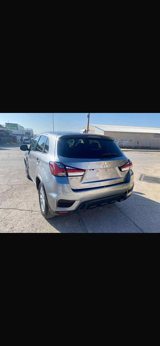 للبيع اوتلاندر ميسبوشي شكل الجديد موديل 23 لون سلفر مواصفات نص فول ماشيه 18 الف رقم بغداد الجديد داخله هزه وفحص جديد مكانهه واسط الكوت ترهم مراوس بس قبق الجنطه صبغ بدون فتح براغي محرك 2500 4 سلندر  السعر 165  ***********.  ***********
