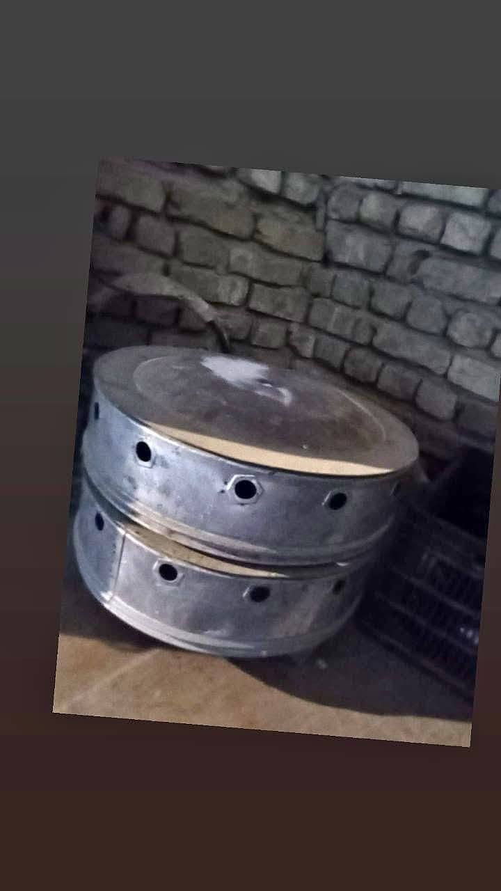طبلات كزاز
تنور شغال اي شي مابي
ست البيت ويه مثرامه لحم يعني 2 في واحد 
تفاصيل اكثر خاص


**إذا كنت صاحب هذا الإعلان وتريد حذفه لأي سبب، رجاءا أرسل رسالة إلى الدعم الفني**