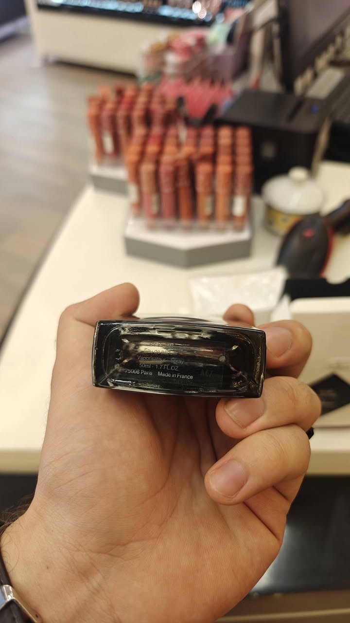 تيستر كيليان فودكا اون ذا روكس مستخدم 10 مل مثل مواضح


**إذا كنت صاحب هذا الإعلان وتريد حذفه لأي سبب، رجاءا أرسل رسالة إلى الدعم الفني**