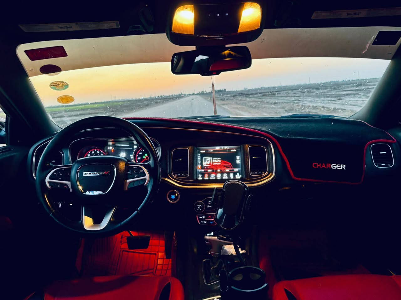 Dodge Charger 2020 
دودج جارجر موديل( ٢٠٢٠ إصل ٢٠١٧ ) رقم بغداد  على ايدي مرقمه وباسمي فول موصفات ماعدى الفتحه كشنات تدفئه تبريد شاشه جبيره حساس خلفي.  ضرر بسيط ركن الجاملغ والبنيد مكان ديوانيه  للإستفسار  ***********  علماً… السياره جاهزه من جميع النواحي وسعر وصور الحادث وتساب والخاص مفتوح
