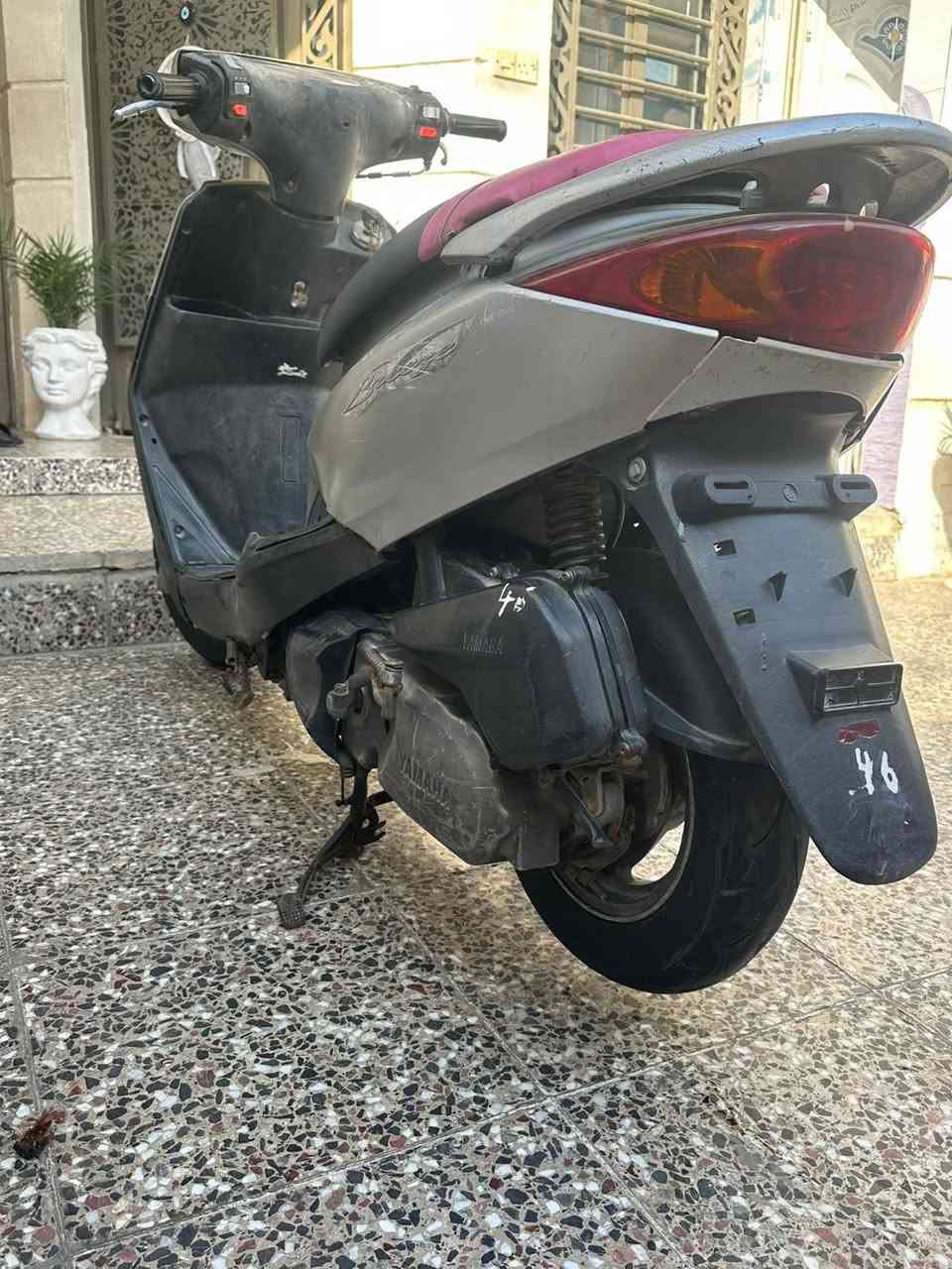 السلام عليكم دراجه بريز كفرات بلاديه وفشكه بلاديه كامله كابريتر شغاله سلف هنذر مشكلتها ساعه تشغل نكره ومرات ماتشتغل وتاركيها ابيع طافيه كوم حديد مكينه شغاله وفيديو موجود سعر 290 الف مكاني لبلديات un رقم تلفون *********** اعتذر عن الرد على تعليقات
