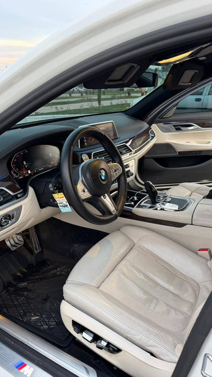 BMW SERIES 7, 740 2021
ماوەی روشتن 53 هزار 
جمالوغی پێشەوە لای سەکن بویاغە 
لەگەل جملغی بێش و پشت و شان لای سایق کلێرە 
بێ ناوگرتن 
بێ ئێرباک
فول موسفات , تەنها داتاشو نیە 
نرخی 355 وەرقە و مجال
شوێن هەولێر 
~~~~~~~~~~
0751 2004 377
0772 818 6453
~~~~~~~~~~
BMW SERIES 7, 740 2021
ماشي 53 الف
جملغ امامي سکن صبغ 
جملغ خلف امامي سایق کلیر 
بدون داخل 
بدون ایرباک 
فول موصفات 
سعر 355 ورقە بي مجال 
مکان سیارة اربیل أربيل, العراق
