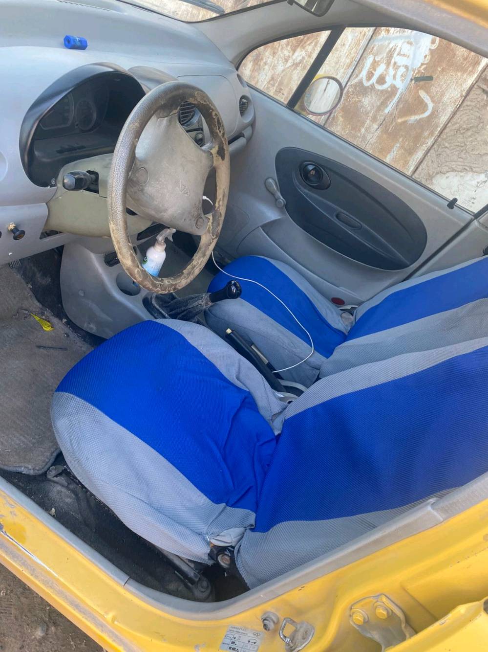 السلام عليكم شيري كيو كيو 2012
خير من الله السياره حلوه وما تصرف بانزين المحرك والكير ما شاء الله رقم نجف (صدامي) راعيها ما اندلو السنويه موجوده المحرك 4 بستم 
السعر 15 وبيها مجال للطيبين 
مكاني صلاح الدين _ قضاء العلم
***********
***********
***********