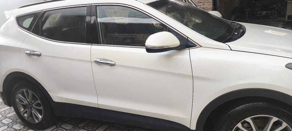 السلام عليكم سنتافي خليجي موديل 2015  محرك2400 رقم بابل  بسمي  مكاني بابل  4 سلندر 7 راكب  بيه باب الصدر صبغ اثر دحجه اباب البيت والباب الوراه مرشوشه اكلير وبيه بارد والشراي يجب ويشوف ابعينه وبي خير ويدلل السعر  167$ وبيه مجال للطيبين لتواصل الاتصال على الرقم ***********
