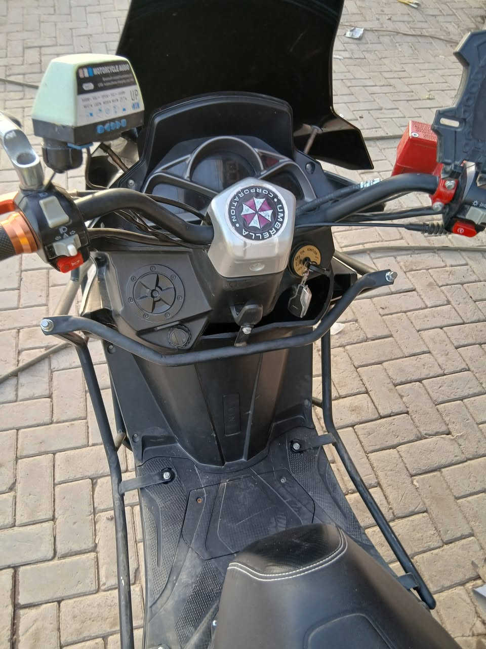 لبيع دراجه سترونك ما مفتوحه كل نقص ما بيها مديل ٢٤ الديوانيه مركزي ستفسار ***********
