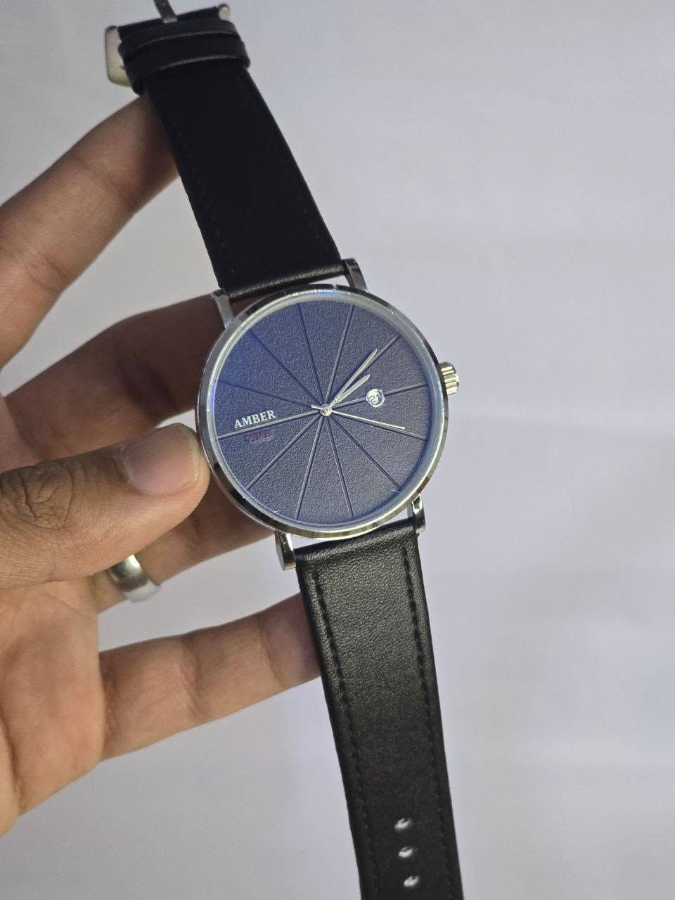 AMBER TIME 

تحفة فنية
لمحبي الرسمي والمميز
مكينة كوارتز
ميناء مميزة 3D محببة مزودة بمنفذ تاريخ
زجاج زفير مزرق ضد الخدش
مقاومة ماء وغبار (رذاذ)
سير جلد ناعم وطري
القطعة مختمة حفر

السعر : 10 الف ع اول تم
للحجز والاستفسار يرجى مراسلة الصفحة


**إذا كنت صاحب هذا الإعلان وتريد حذفه لأي سبب، رجاءا أرسل رسالة إلى الدعم الفني**