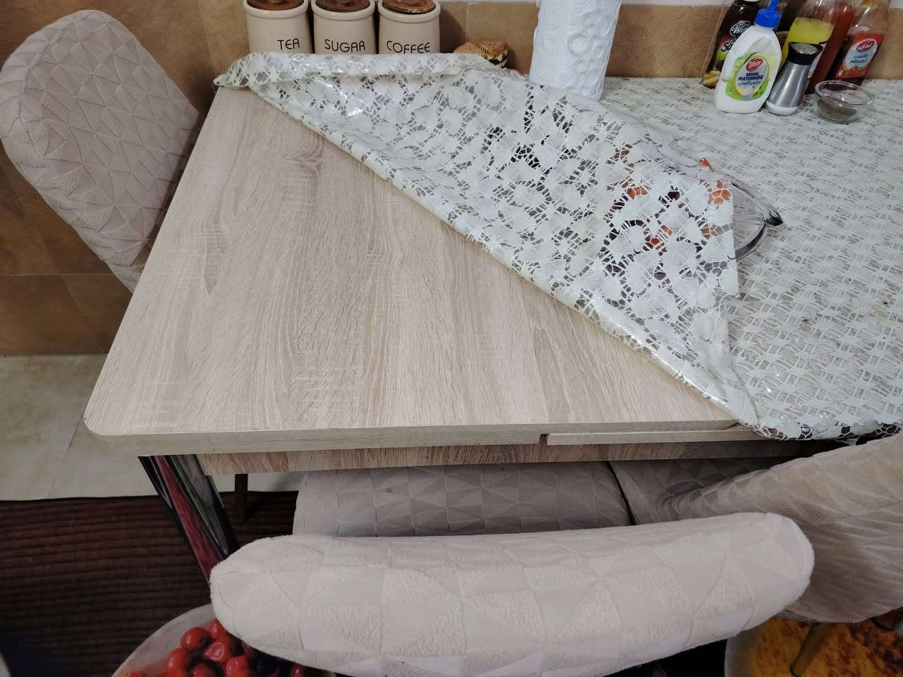 ميز للبيع ويا ٤ كراسي سلايد نظيف للتواصل علخاص


**إذا كنت صاحب هذا الإعلان وتريد حذفه لأي سبب، رجاءا أرسل رسالة إلى الدعم الفني**