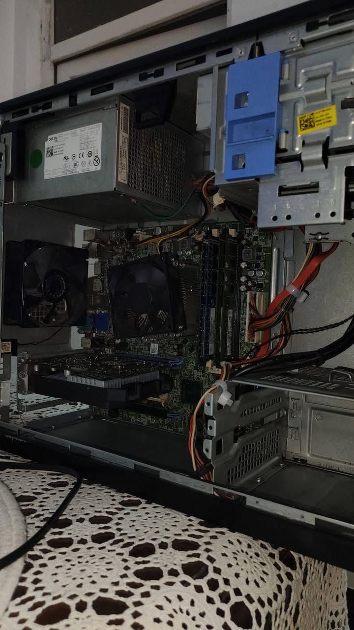 مساء الخير اخوان اذا احد عنده هاردات ssd او m.2عندي سستم ddr3 وكرت 1050tiوعندي معالج r5  2600x
المهم اريد ابيعها او اراوسها بالهاردات وشكراً


**إذا كنت صاحب هذا الإعلان وتريد حذفه لأي سبب، رجاءا أرسل رسالة إلى الدعم الفني**