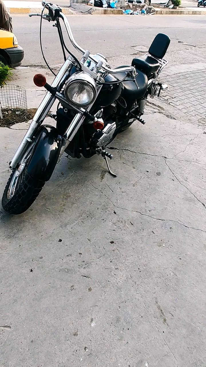 🇯🇵HONDA Shadow 💣
محرك400cc  بدون رقم  
اوراق بيه كامله 7اوراق 📄
والسعر 12ونص🌸🌸
مكينه كير كلجات مكفوله 
دراجه شوفه عينك نضيفه 
ضفيرة بلاديه دراجه بلاديه   
صالنصات رياضي صوت طرب 
فقط تحتاج ادامه تسويله
وتك صفاحيه باقي جاهزة 
مكاني بغداد البياع الشهداء 
***********
