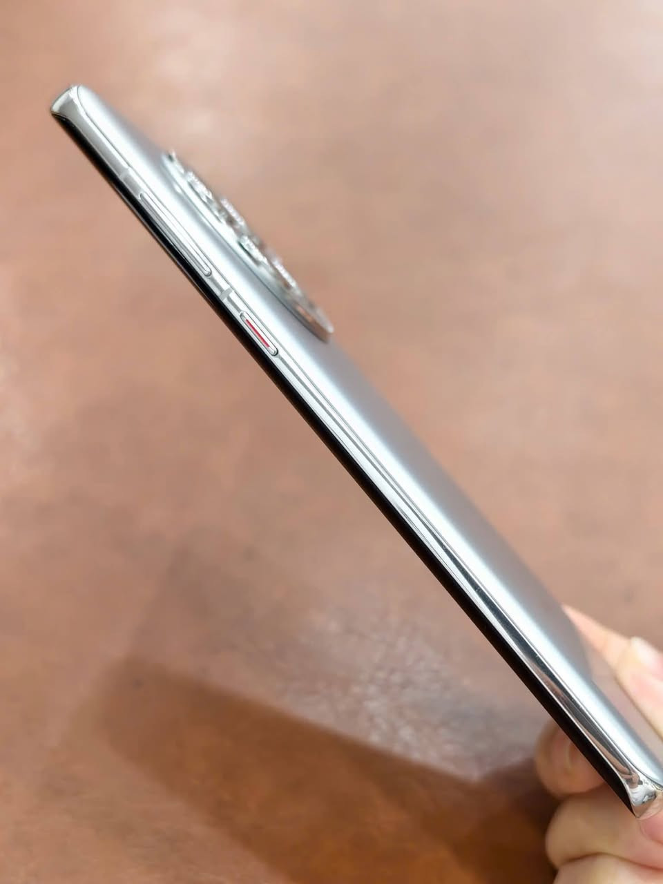 Huawei mate 50 pro 256G ram 8
سلام عليكم هواوي ميت 50 برو شرق اوسط دبل سيم كرت مستعمل قليل بطاريه ١٠٠
بدون ملحقات سعر ٤٥٠ 
بغداد الكماليه ***********

