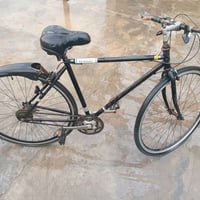 سامراء • بايسكل رياضي • يحتاج تاير ومكينة