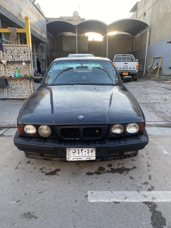 السلام عليكم للبيع BMW رقم بغداد سنويه لل2027جاهزه من كلشي السعر 40 تفاصيل اكثر اتصل وبخدمتك 
***********
***********
