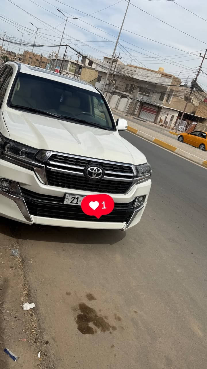 لاند كروز ٢٠١٤ قطريه محدثه ٢١ خارج فقط بيه قطعتين  صبغ غير التحديث  السياره جديده بمعنى الكلمه ما بيه اي نقص رقم شمالي بسمي تحويل ثاني يوم مراوس وبيع


**إذا كنت صاحب هذا الإعلان وتريد حذفه لأي سبب، رجاءا أرسل رسالة إلى الدعم الفني**