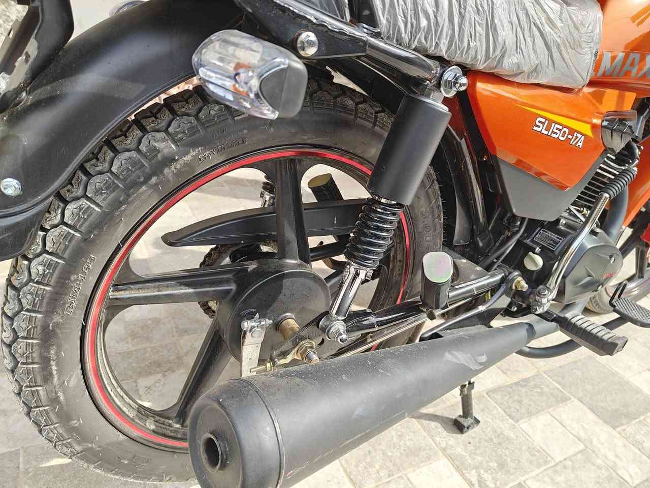 سولينك ماكس وان موديل 25 اوراق سكنر 6 وي المكاتبه ماشيه 1000..للبيع مكاني شاميه  السعر 875 وبيه مجال قليل ***********
