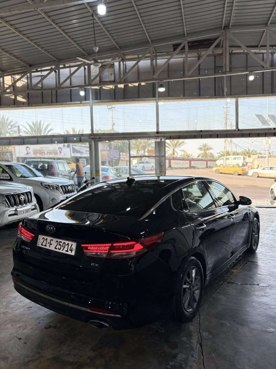 ابدأ رحلتك نحو القيادة المثالية مع معرض الدله للسيارات🚘، حيث الثقة والتفوق يلتقيان في كل تجربة قيادة. نحن نعلم أن السعر والجودة هما عوامل حاسمة في اختيار سيارتك المثالية، ولذلك نقدم لك أسعارًا تنافسية لا تُقاوِم.

الموقع📍: بغداد الكريعات شارع الوقف السني 
للاستفسار :***********
                    او 
***********

اللاستفسار عبر الواتساب ‬

النوع:كيا اوبتما 
الموديل:2016
حجم المحرك:2.400
عداد المسافه:86الف 
صور حادثه مرفقه في المنشور
المواصفات:
بصمه تشغيل
بصمه ابواب
كشن خزن
تدفئه كشنات
تدفئه ستيرن
شاشه 
كامرا
تحكم ستيرن جهتين
مثبت سرعه
مري شفط
وباقي المواصفات المعروفه
