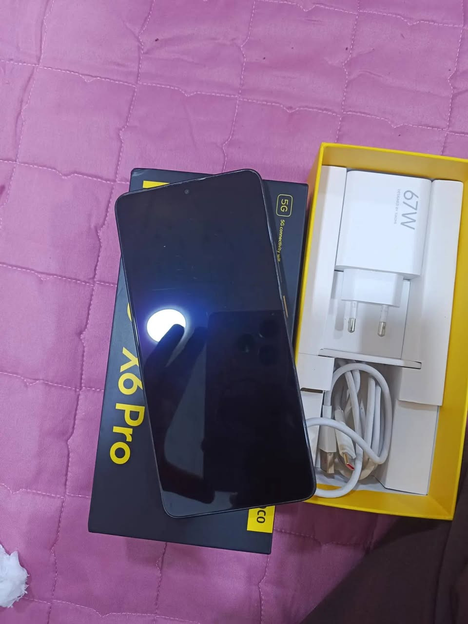 السلام عليكم جهاز x6pro للبيع استخدام سنه وشهرين كامل هوه وملحقاته لا مفتوح لا شيء بس بيه شويه لويه بل الشاصي يسونه ب 15, الف تريد تعوفه كلشي ماعليه سعره 325 وبي مجال شيء بصيط مكاني فلوجه يم جامع محمد بن سيرين ***********
