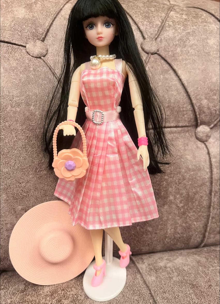 باربي مفصلية بالكامل وشعرها كثيف والنظافة 100‎%‎
هي مع الاكسسوارات والملابس والستاند

مالتهة بسعر 15 الف قفل فقط


**إذا كنت صاحب هذا الإعلان وتريد حذفه لأي سبب، رجاءا أرسل رسالة إلى الدعم الفني**