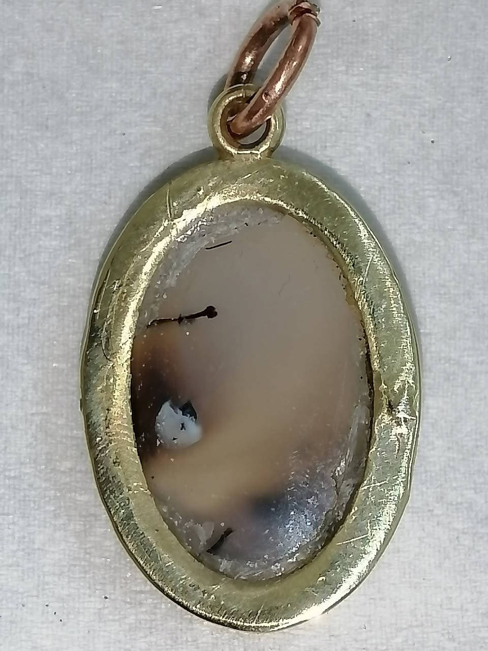 قلادة نحاس متوجه بحجر عقيق يماني شجري مصور لفظ الجلاله تصوير رباني مشروط للإستفسار أكثر خاص


**إذا كنت صاحب هذا الإعلان وتريد حذفه لأي سبب، رجاءا أرسل رسالة إلى الدعم الفني**