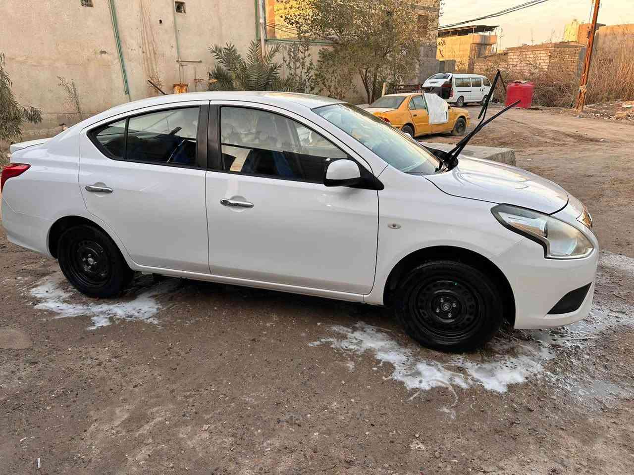 السلام عليكم نيسان سني موديل 2020 بصره حره المواصفات المعروفه ماشيه 119 الف السياره كله على وضع الشركة طخم تاير جديد كفاله من كلشي بيه بارد كلش قليل بالصندوك مايبين السعر 113 ورقة ***********عنواني جزيره قرب جسر خالد البصرة, العراق
