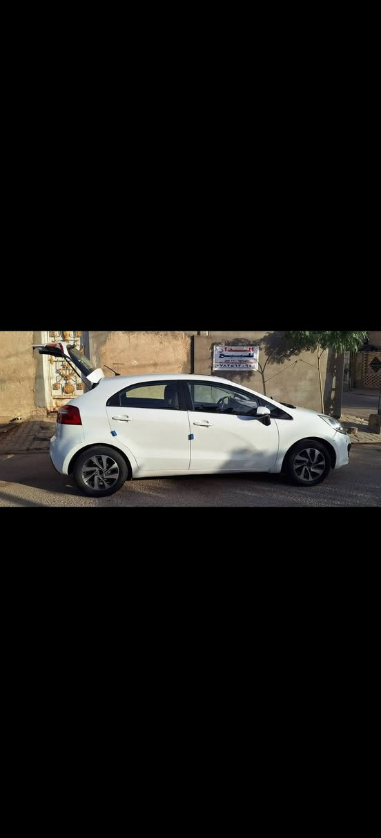 كيه ريو ٢٠١٤ رقم أربيل دولي سياره بيهه باب جاملغ بلا صبغ تبديل سياره رقم مجدد السعر النهائي ٨٥ سياره بل نجف حي ميسان ***********

