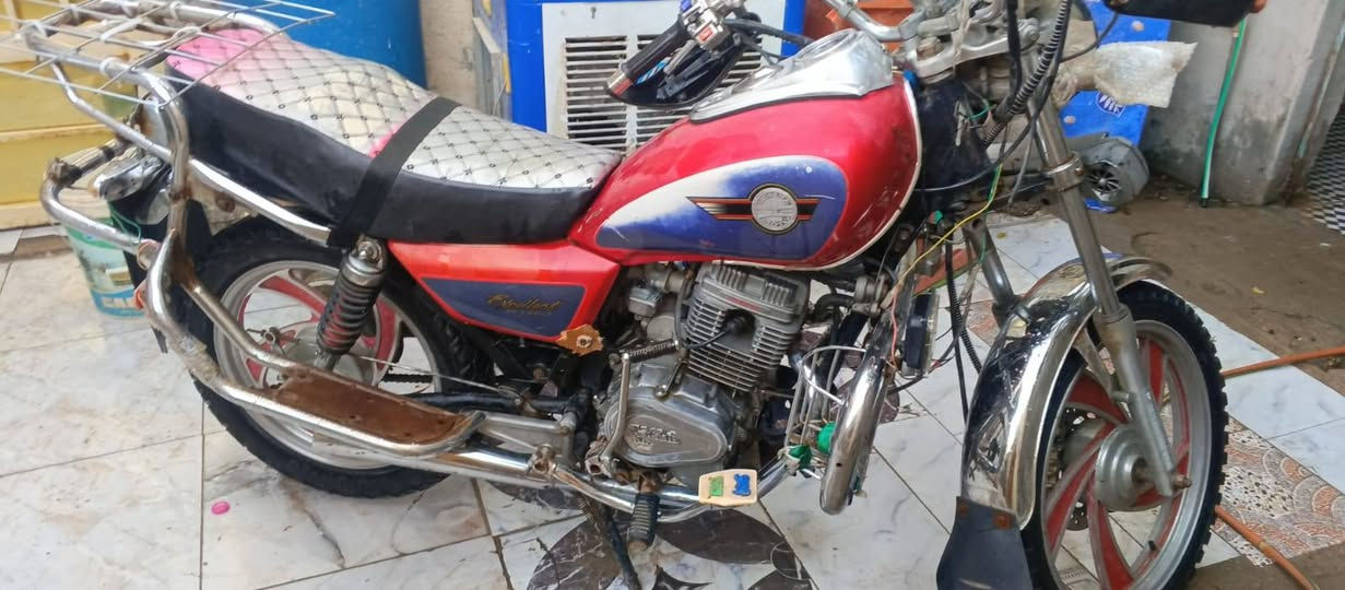 السلام عليكم شباب تياموته للبيع موديل 19 مكفوله كفاله عامه اوراق أصولي دراجه خير من الله تمشي وسعر 650 وبيه مجال بعد شتردون محرك ما مفتوح كفاله عامه وبخدمتكم 0775796062 راسني وتساب أو اتصال ع رقم مكاني شطره


**إذا كنت صاحب هذا الإعلان وتريد حذفه لأي سبب، رجاءا أرسل رسالة إلى الدعم الفني**