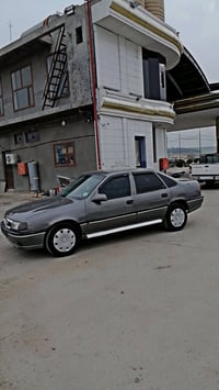 فيكترا ١٩٩١ • مكينة ١٫٨ • جير عادي