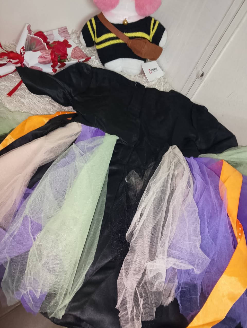 بدله اتموت اخذيهه لتفوتين الجمال حته من صير عندج مناسبه لتحتارين البنتج 😂🩷


**إذا كنت صاحب هذا الإعلان وتريد حذفه لأي سبب، رجاءا أرسل رسالة إلى الدعم الفني**