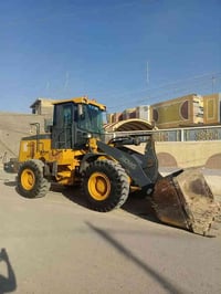 للبيع شفل زت ايل حجم ٤٠ موديل١٤رقم ميسان المكان بغداد اتصال  ٠٧٧٠٤٦٧٣٠...