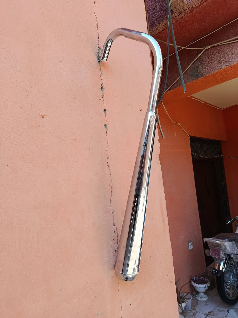 سلام عليكم عندي هاي الصالنصه نص كاتم للبيع نضيفه او مشتغاله يوم وحاد كلش نضيفه يعني جديده مو تجاري اصلي مو تجاري اصلي سعر 18بيها مجال شراي اتصل***********
