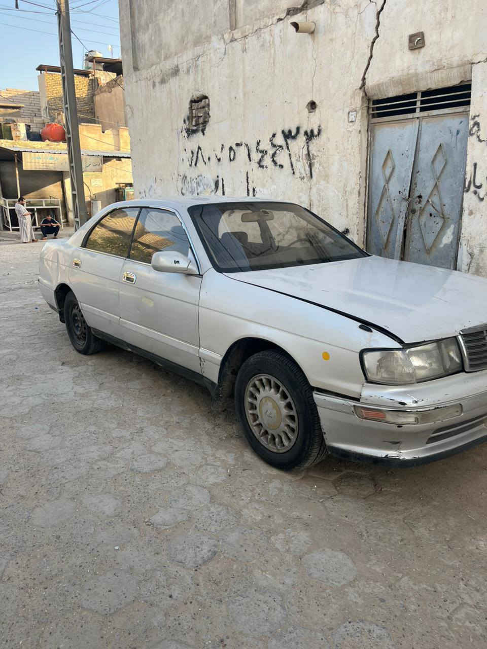 بطة كراون موديل 92 للبيع 
رقم انكليزي سنويتها ل 2033
مكفولة گير ومكينة وتبريد معوز بس غاز
سعرها 45 ورقة بيها مجال قليل 
للتواصل ***********
