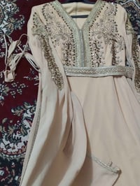 فستان • نضيف • قابل للتفاوض