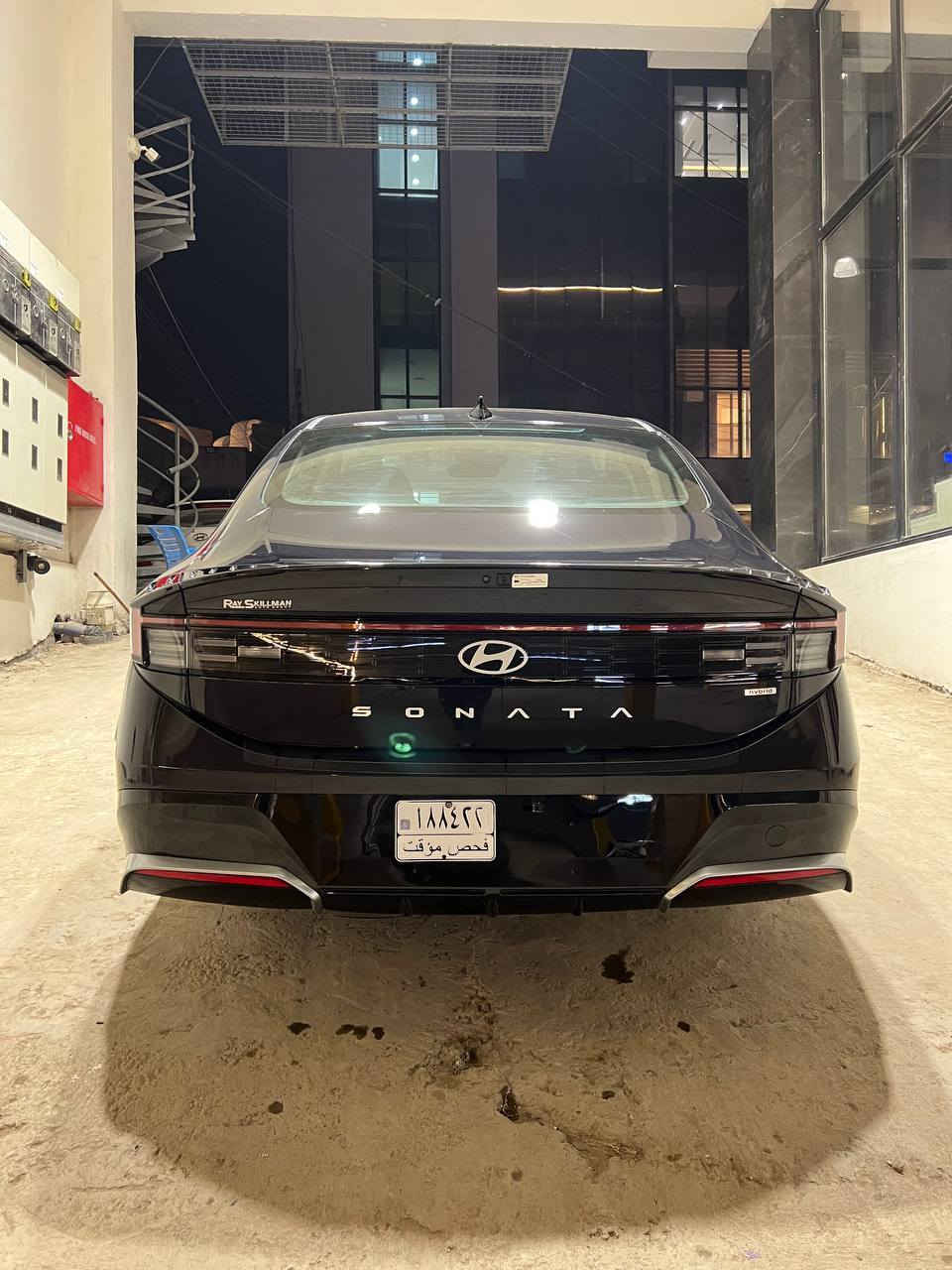 Sonata hybrid 2025
السلام عليكم 
سوناتا هايبرد ٢٠٢٥ 
مواصفات Sel
مكينة ٢٠٠٠ دوش
ماشية ٣٥ الف ميل 
صبغ قطعتين جاملغ و بنيد 
السيارة مرقمة بغداد و جاهزة 
المكان بغداد / حي الجامعة
للاستفسار 
***********
