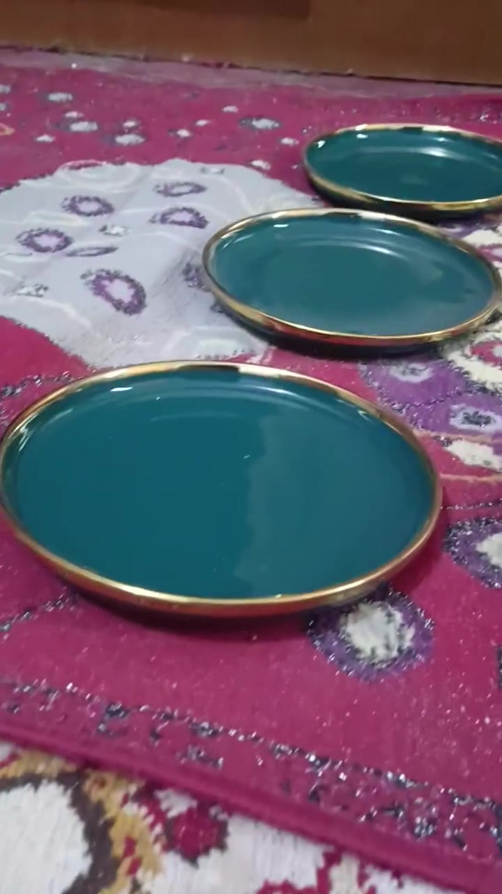 سلام عليكم من رخصت الكروب  غراض باله اوربيه جديده ما مستخدمه موجودات بلتصوير كلش حلوات  يريدهن مكاني طويريج رقمي ***********
