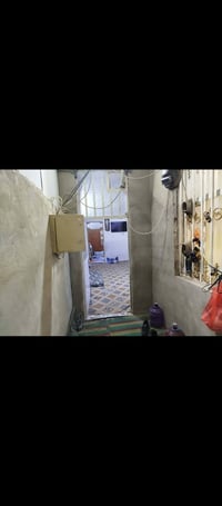 بيت بزراعي • واجهة ٥×٢٠ • مخازن النجف