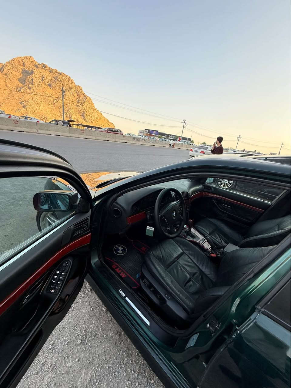 سەرەتا بە ناویی خوا bmw سەقەر شتێکی مۆدیل 2000نموونەیە لە جوانی کامل مەسرەفم کردوە تکایە موشتەریی نی با سەریی یەکتر نەیەشێنین سەیارکە مەکینە  528 بێ تەقەو ڕەقە خزمەتم کردوە خایس نیە کامل بۆیاخە بۆ جوانی بێ لێدران گیروو مەکینە بە شەرت مەسرەفی تیا بوو بۆت ئەگەڕینمەوە بۆ زانیاریی زیاتر پەیوەندیی بکە…*********** رانية, السليمانية

